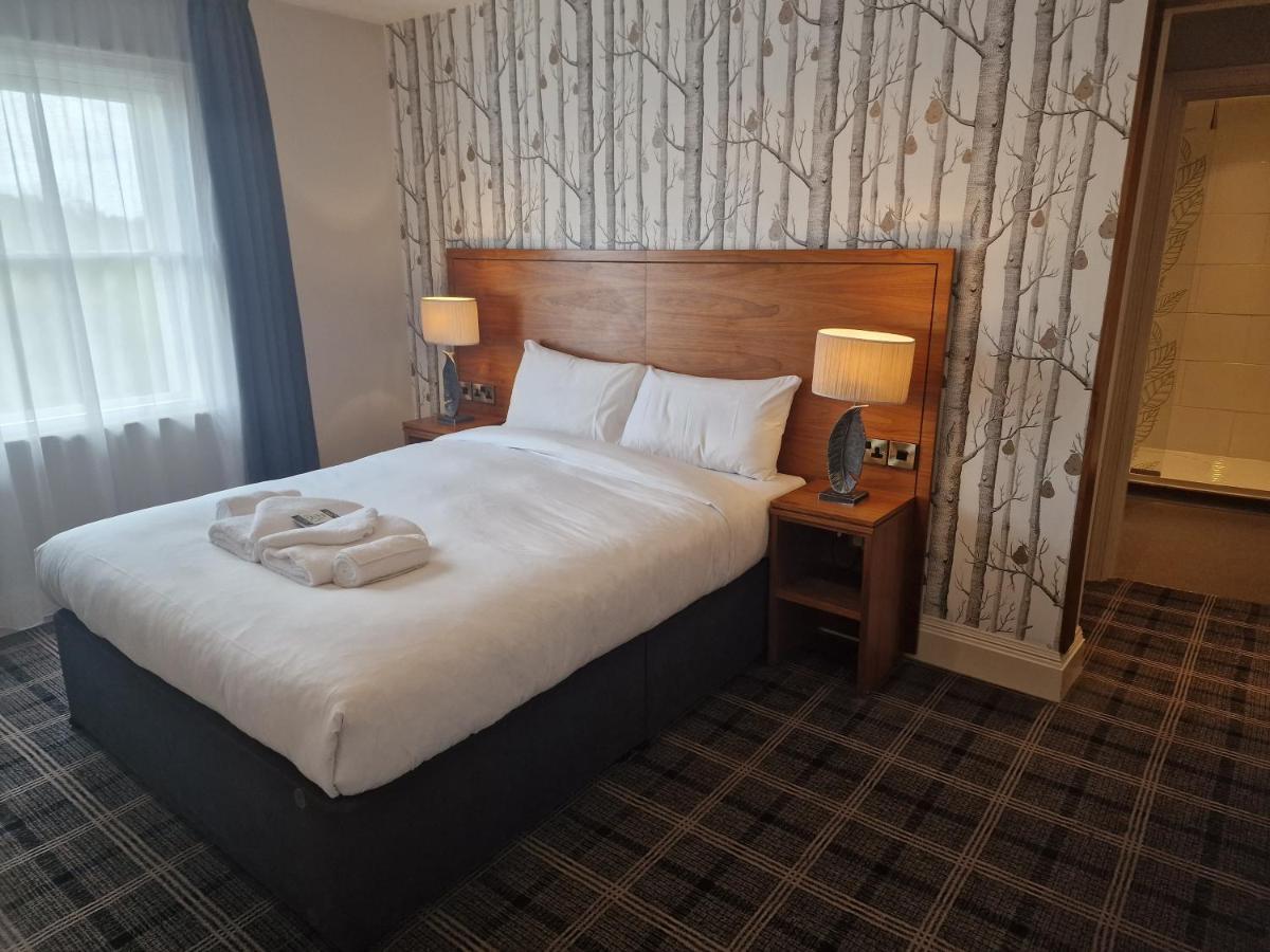 The Queen Hotel Wetherspoon Aldershot Exteriér fotografie
